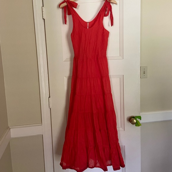 Free People Dresses & Skirts - FREE PEOPLE red maxi dress size S